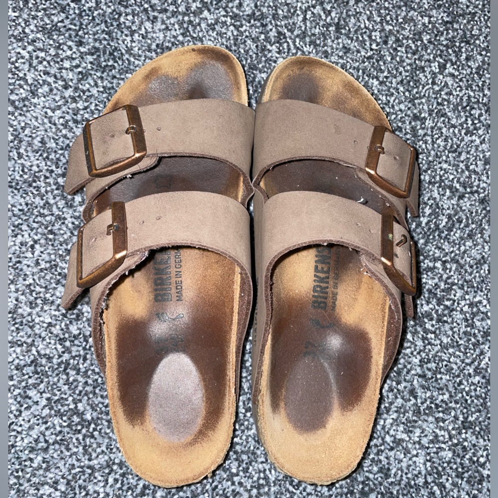 Women’s Birkenstocks arizona sandal brown